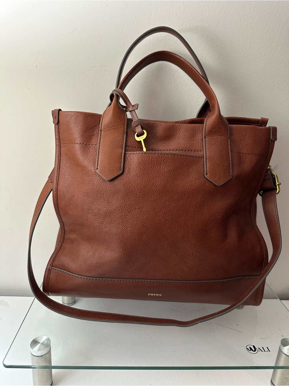 The Fossil Kyler Leather Satchel Crossbody Tote Bag in Medium Brown
